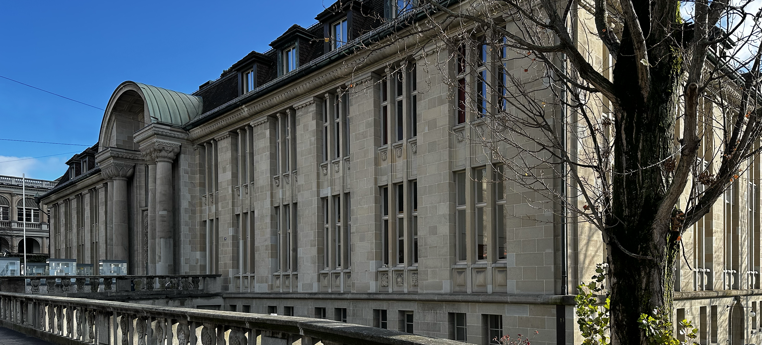 Museumsfassade und -eingang